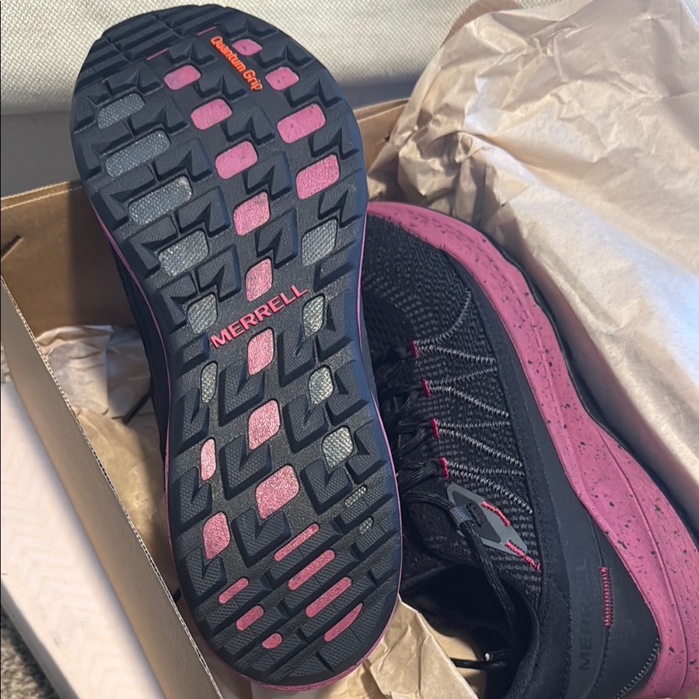 Merrell Black and Pink Women's Sneakers - Picture 2 of 2